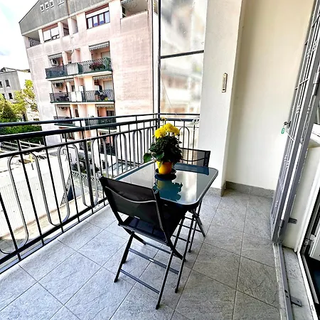 Citta Vicino Metro Apartament